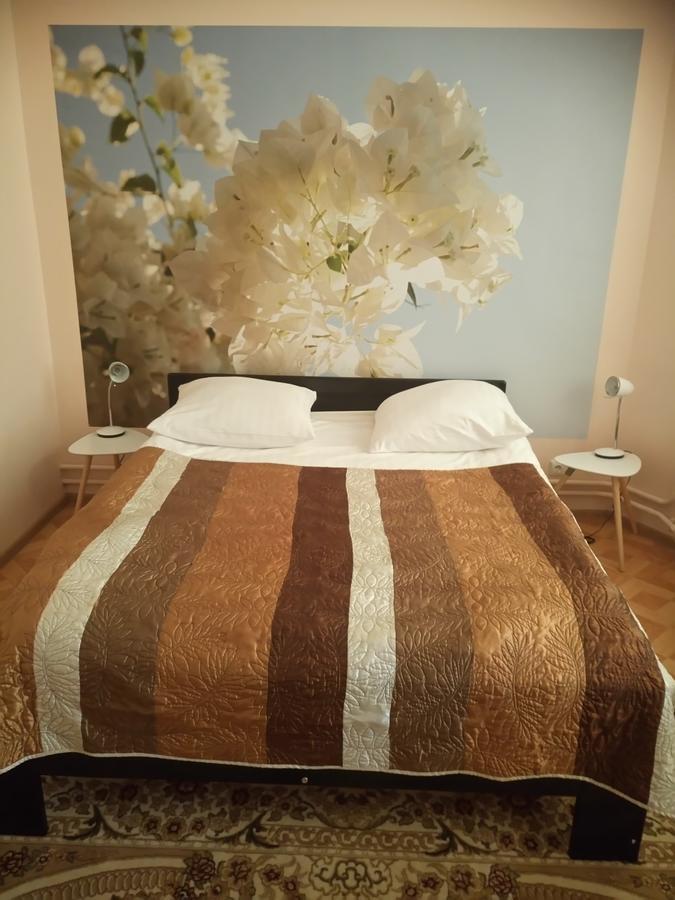 Vaivorykste Hotel Šiauliai Buitenkant foto